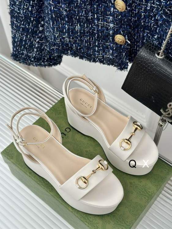 Picture of Gucci Shoes _SKUGuccisz35-4076897.5CMJX0117